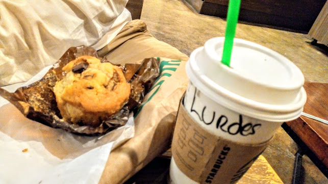 Starbucks - Mall Plaza - Gastronomía y hostelería