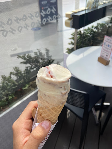 Mal. de la Reserva 610, Miraflores 15074