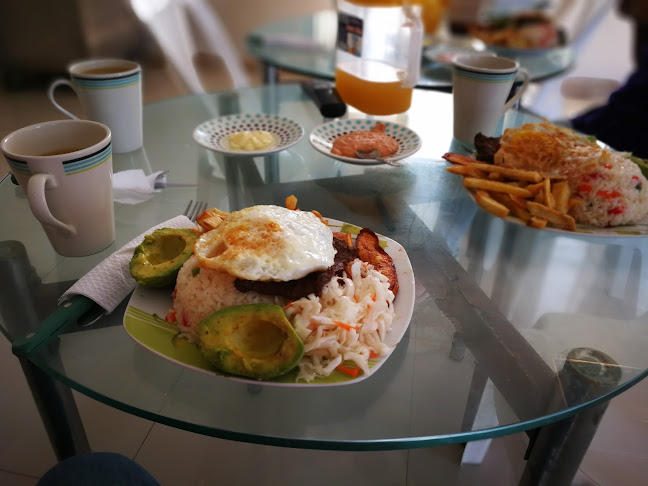 Opinii despre Cafetin de Clínica Montebello în Sechura - Gastronomía y hostelería