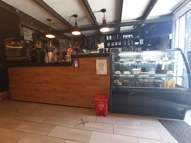 Comentarii opinii despre Mana