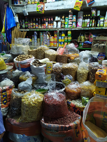 Mercado de Comida Típica - Gastronomía y hostelería