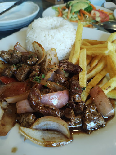 C. Sucre 123, Arequipa 04001