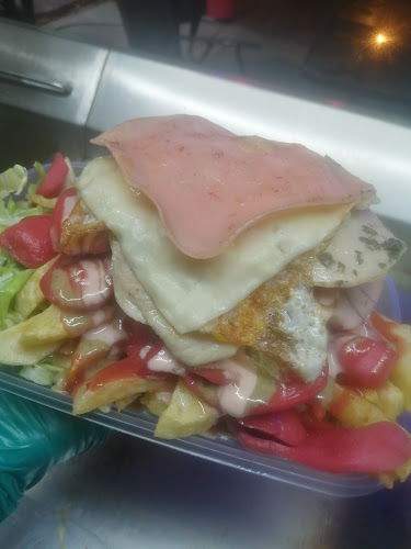 Opinii despre chino Burguer în Callao - Gastronomía y hostelería