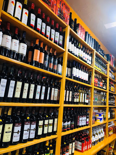 El Ventarrón Market