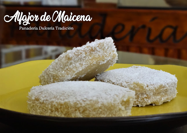 Comentarii opinii despre Panadería Dulcería Tradición