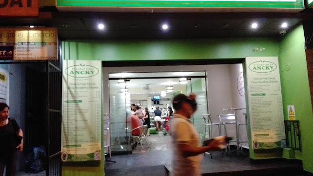 Av. Canadá 3548, Lima 15021