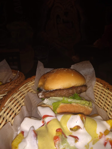 Comentarii opinii despre Bulldog Burger