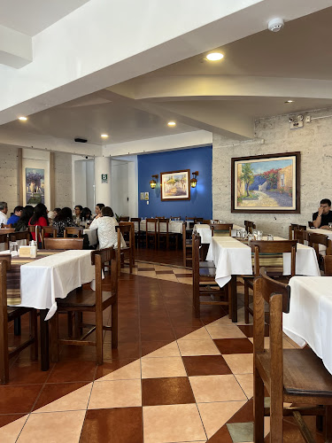 Costumbres - Restaurante Arequipeño