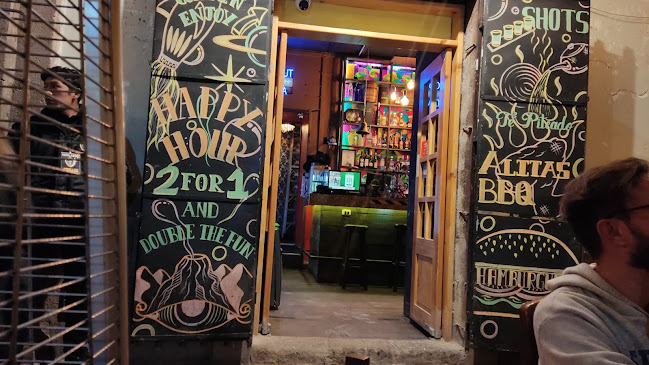 La chupiteria the shot bar