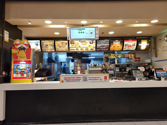 Mall Aventura Arequipa, Av. Porongoche s/n Fc 10, Paucarpata