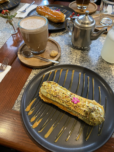 Comentarii opinii despre La Mora Pastelería & Café