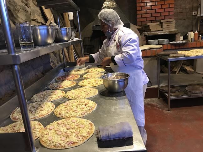 MERENGUE PIZZAS Y VINO - Cusco