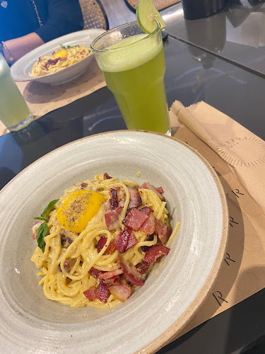 Comentarii opinii despre Rutina Café