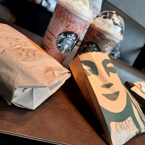 Starbucks - Lima