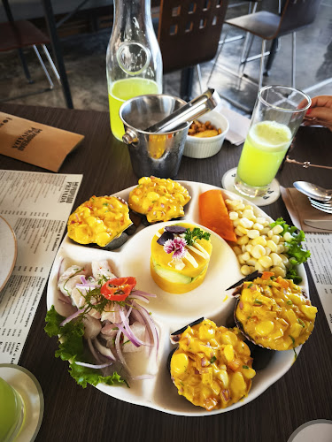 Av. Costanera 1010, Lima 15087