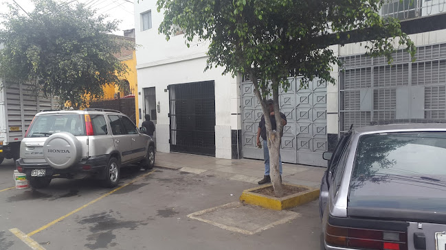 Opinii despre El Huarique del Tío Emilio în Lince - Gastronomía y hostelería