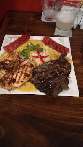 Opinii despre Pizzeria Navalazo în Callao - Gastronomía y hostelería