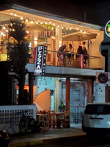 Av. Cajamarca 310, Huanchaco 13001