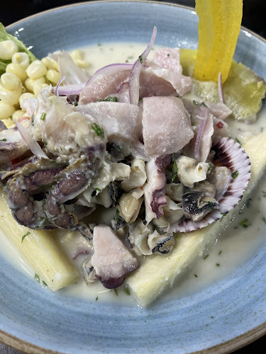 Opinii despre Cevichería La Masia în Víctor Larco Herrera - Gastronomía y hostelería