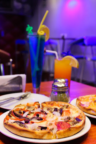 Av. Garcilaso de la Vega 1930, Lima 15001