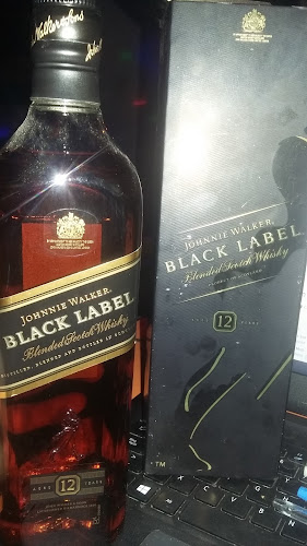 Licoreria-Pub "CASA BLANCA" - Gastronomía y hostelería