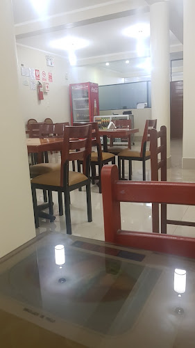 Chifa Polleria D'Carlo - Gastronomía y hostelería
