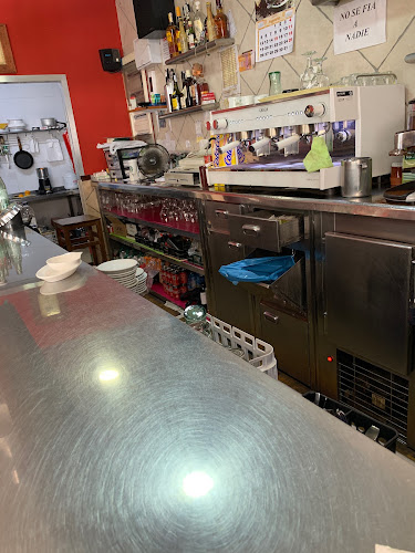 Opinii despre Bar la Oficina în San Pablo - Gastronomía y hostelería