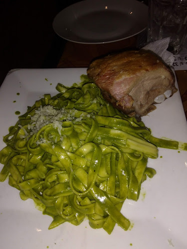 Opinii despre EL CABALLERO NEGRO, UNA NUEVA FUSION MEDITERRANEA în Villa EL Salvador - Gastronomía y hostelería