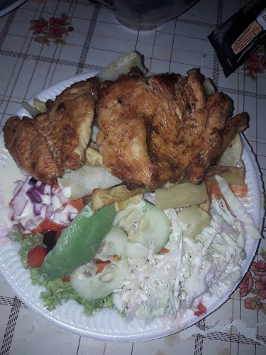 Comentarii opinii despre Mercado Pequeños Comerciantes