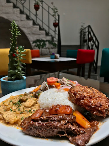 Opinii despre La Colonial în Cayma - Gastronomía y hostelería