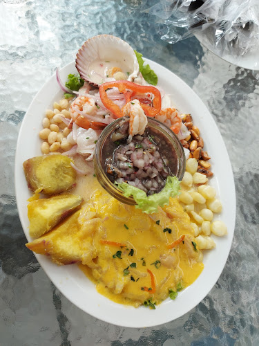 Comentarii opinii despre Restaurant Cevichería El Ajicito