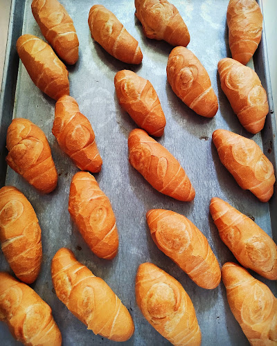 Comentarii opinii despre Panaderia Cafe Don Hoo