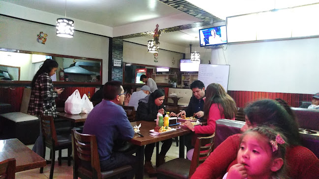 Opinii despre Pollería Chifa PURA LEÑA în Ayacucho - Gastronomía y hostelería