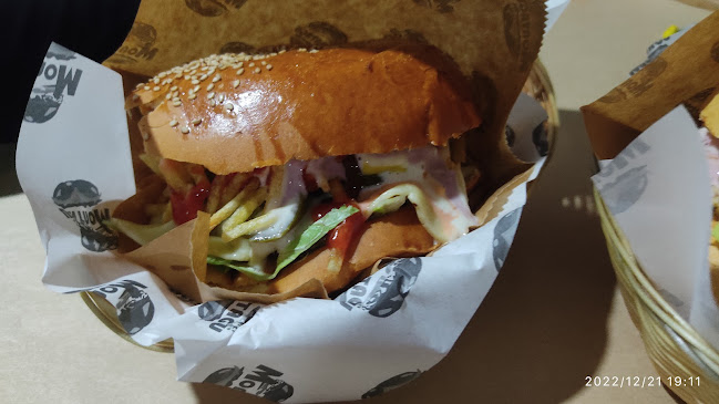 Opinii despre MONTAGU hamburguesas în Chaclacayo - Gastronomía y hostelería