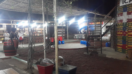 Vinos macerados y piscos "La Vendimia"