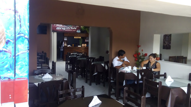 Restaurant Arujatov Sabor De Casa - Gastronomía y hostelería