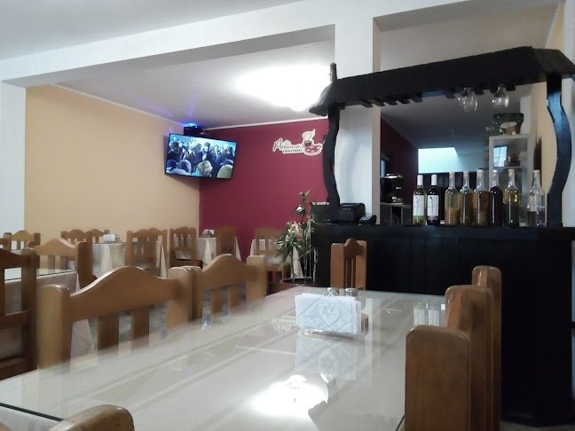 AROMAS Cafe & Pizzas