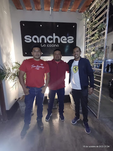 Opinii despre Sanchez Comida de Mar în San Vicente de Cañete - Gastronomía y hostelería
