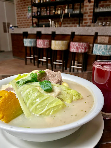 Grande 100, Cayma 04013