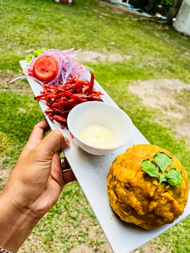 EL CANTARITO Y PUNTO