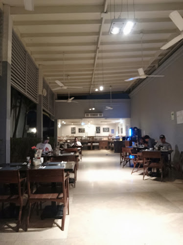 Comentarii opinii despre La Plaza