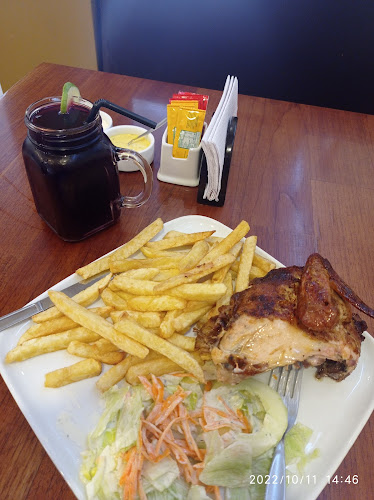 Pollería "Viva Chicken”