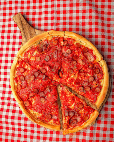 Opinii despre Capone's Chicago Style Pizza în Yanahuara - Gastronomía y hostelería