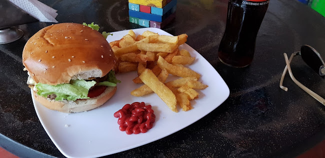 Surfer Burguer - Huanchaco
