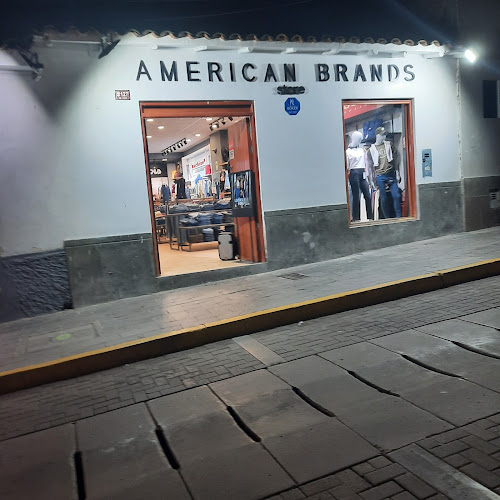 Comentarii opinii despre Toro Wings Perú