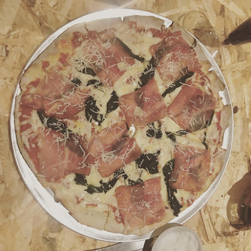 Comentarii opinii despre The Eco Friendly Pizza CO