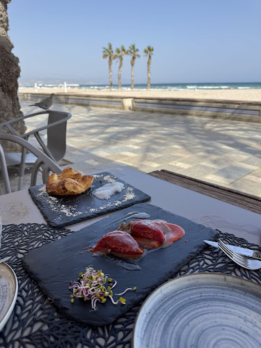 Comentarii opinii despre Qué Rico Restaurante Playa de San Juan