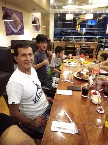 Pollería "Viva Chicken” - Gastronomía y hostelería