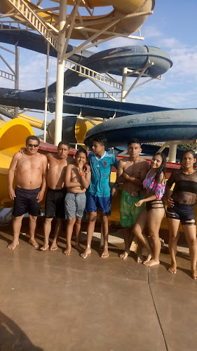 Hamburguesas La R Salchipapas - Gastronomía y hostelería