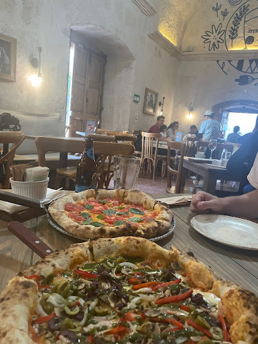 Calle Santa Catalina 300b1, Arequipa 04001